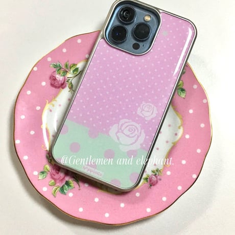 トレンド詰め込み♡🍓ストロベリーカラーローズドットiPhoneケース