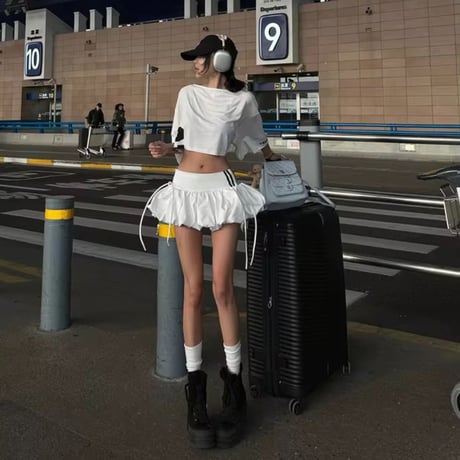 スポーツガーリーセットアップ/ラインスカート/バルーンスカート/空港コーデ