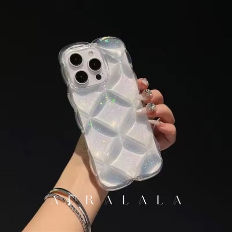 【iPhone17対応】夏にぴったり✨ぷっくりキラキラキルティングiPhoneケース