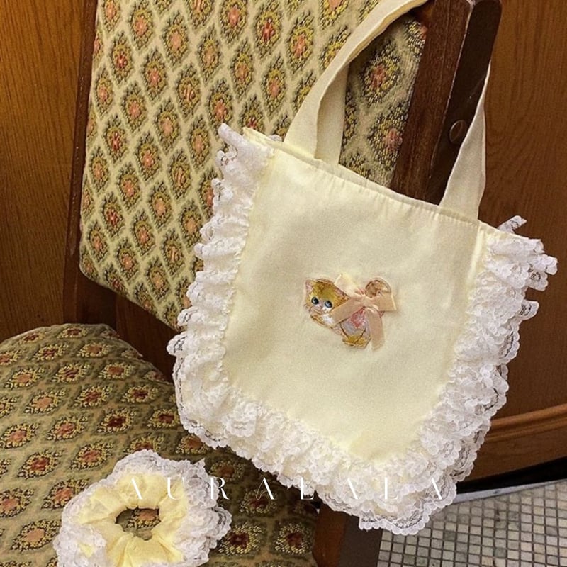 韓国ハンドメイド♡ねこちゃま刺繍フリルトートバッグ(=^・^=)シュシュ
