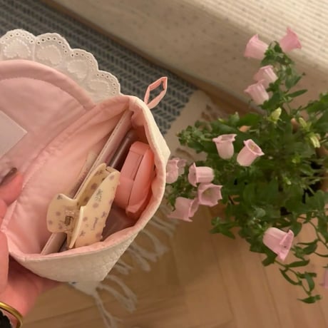 いちご🍓ポイントハートフリルポーチ/化粧ポーチ