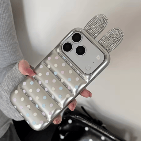 【iPhone17対応】カラフルドットうさみみクッションiPhoneケース