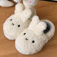 ふわふわうささんスリッパ