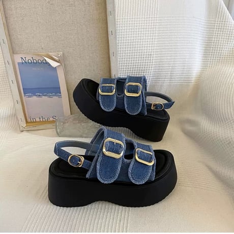 厚底ダブルベルトサンダル