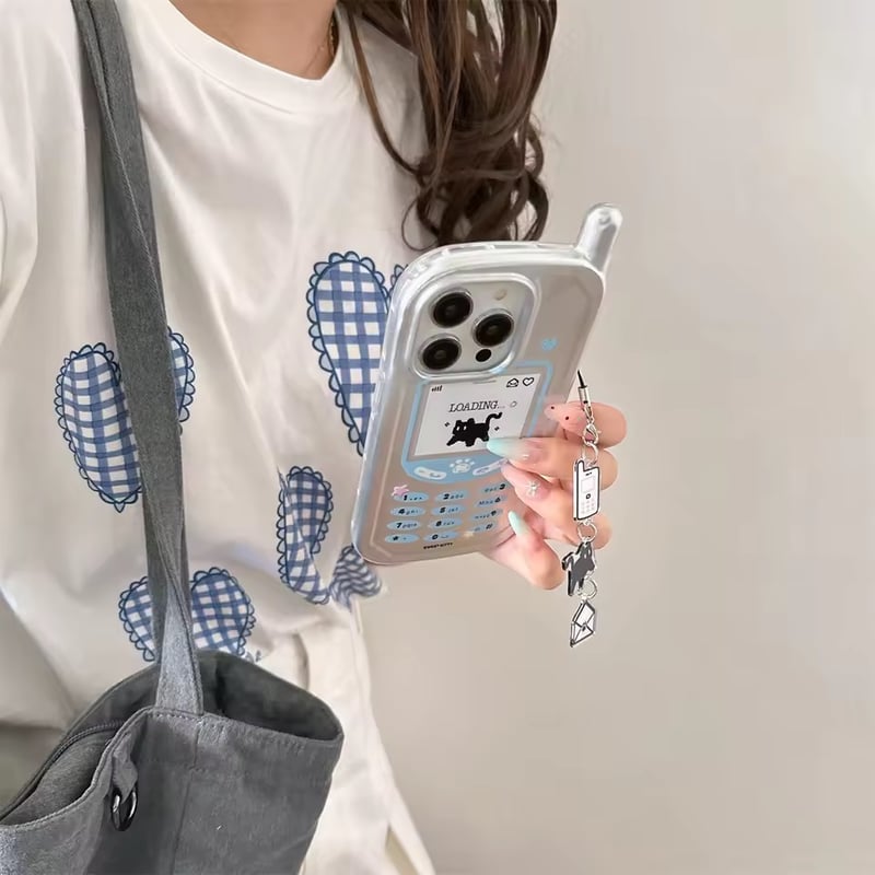 iPhone17対応💡】Y2Kクロネコガラケー風iPhoneケース | AURALALA |