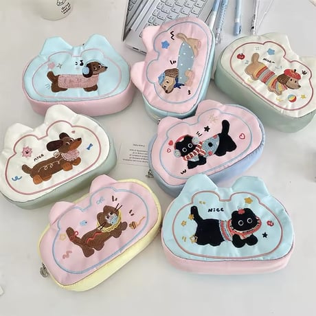 わんにゃん刺繍ポーチ