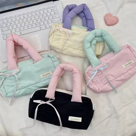 mojocamar♡モジョカマー ネイビー キルティングバッグSwan