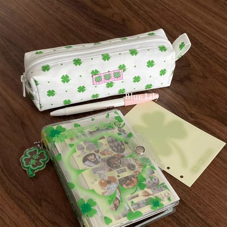 クローバー🍀ペンケース/筆箱/ポーチ