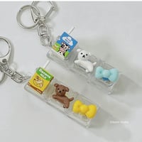 わんこ🐶ミルク🍼リボンキーボードクリッカーチャーム/キーホルダー