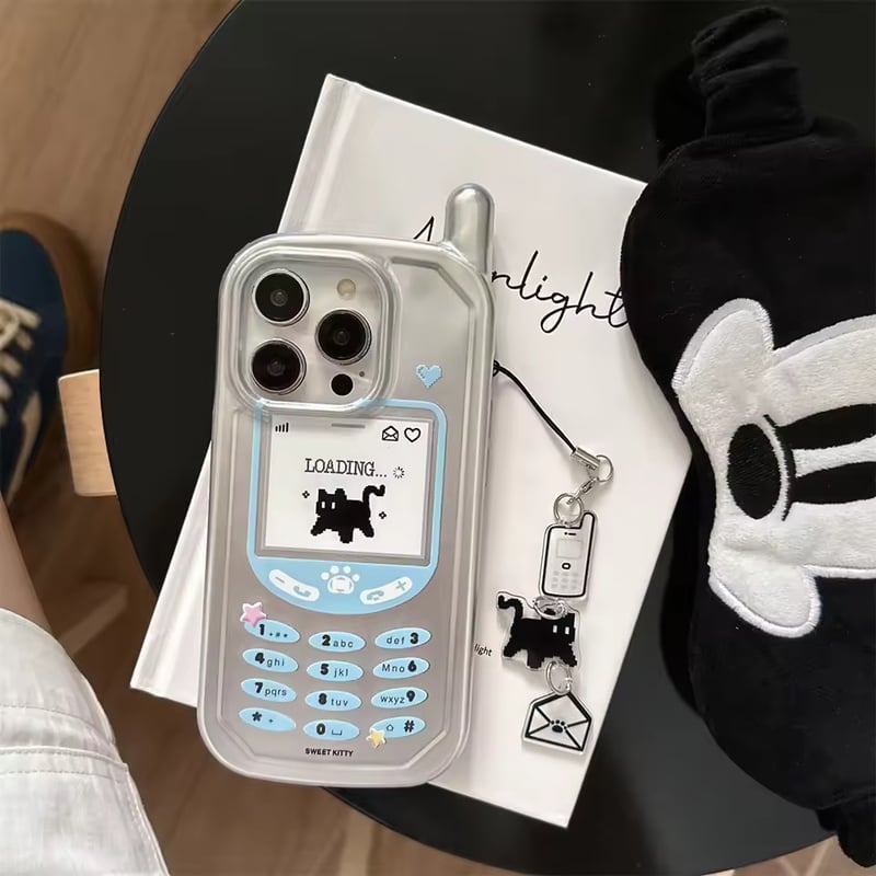 iPhone17対応💡】Y2Kクロネコガラケー風iPhoneケース | AURALALA |