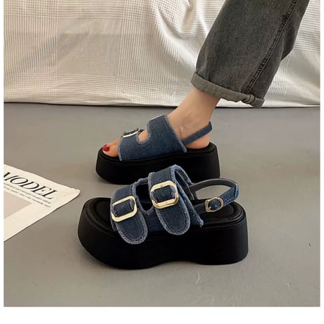 厚底ダブルベルトサンダル