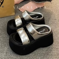 超厚底もちもちサンダル