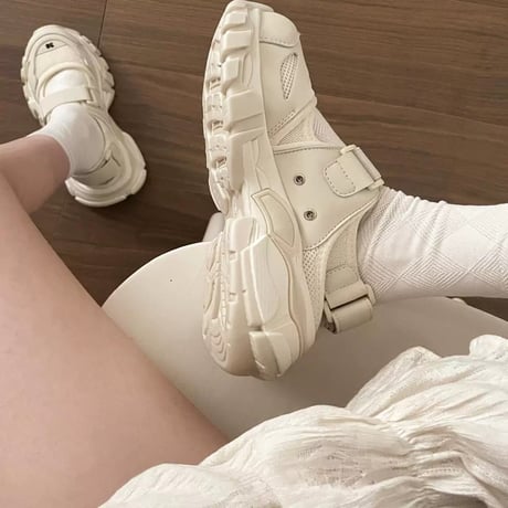 ナンバリングワントーンスニーカーサンダル