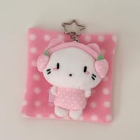 いちごヘッドフォンねこちゃんキーホルダー/チャーム/キーリング