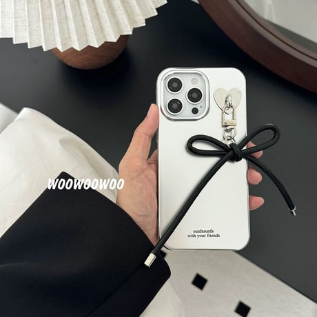 【iPhone17対応】シンプルシルバーケース&リボンチャームiPhoneケース