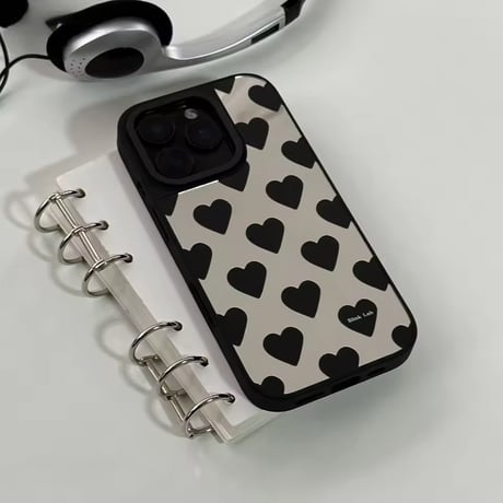 【iPhone17対応】ブラックハート♥ミラーiPhoneケース