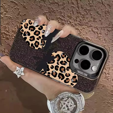 🍓ストロベリーラメiPhoneケース