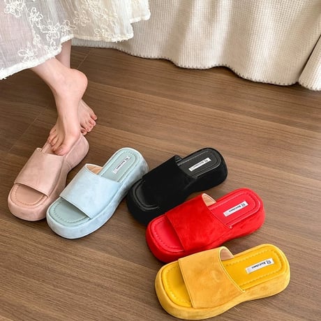 シンプル厚底スエード調サンダル