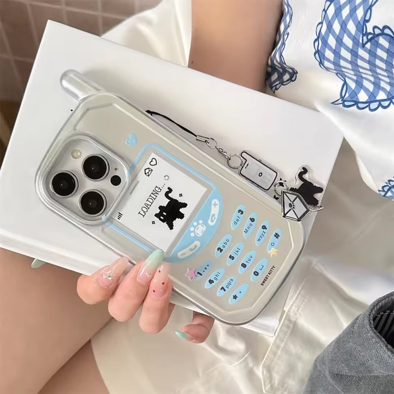 iPhone17対応💡】Y2Kクロネコガラケー風iPhoneケース | AURALALA |