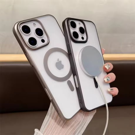 【MagSafe対応】マットメタルシースルーiPhoneケース