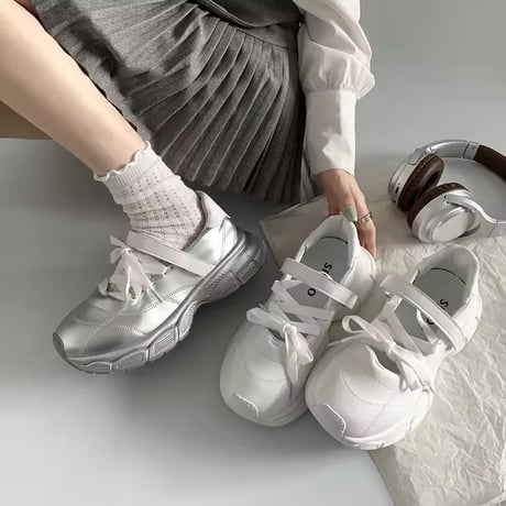 リボンレースアップスニーカー