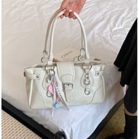 大人っぽデザインショルダーバッグ