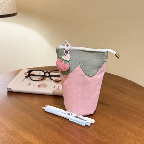 いちご🍓ペンポーチ/ペンケース/筆箱 /ポーチ
