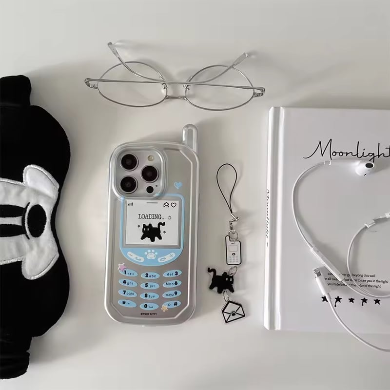 iPhone17対応💡】Y2Kクロネコガラケー風iPhoneケース | AURALALA |