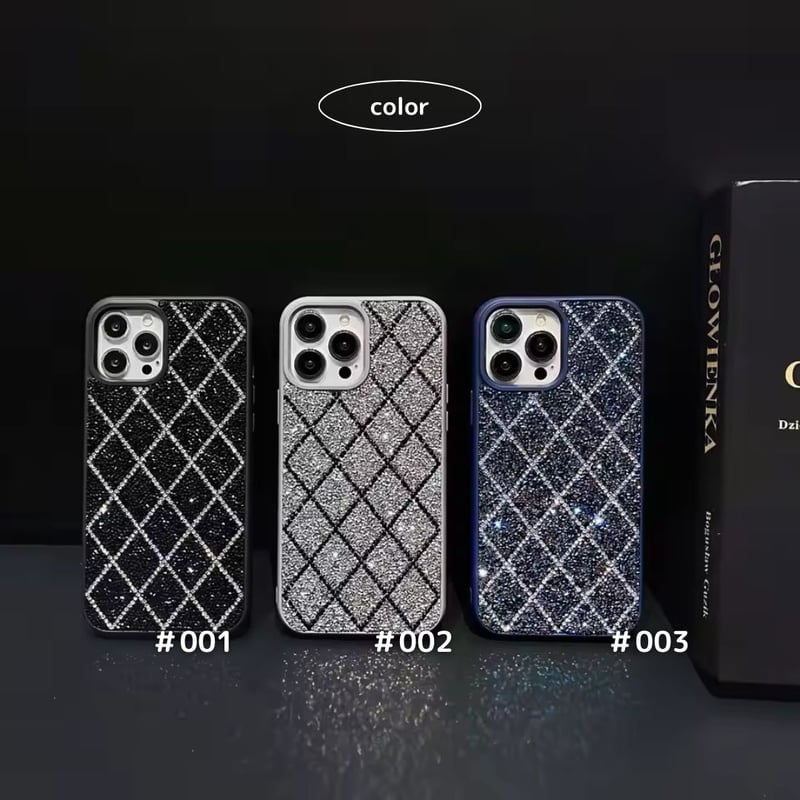 ラインストーン埋め尽くしデコキルティング柄iPhoneケース | AURALALA