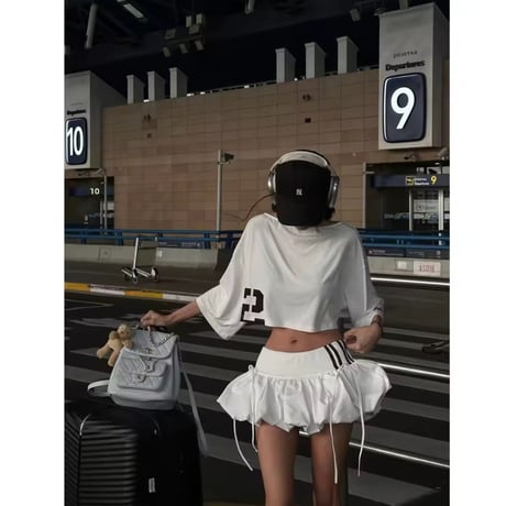 スポーツガーリーセットアップ/ラインスカート/バルーンスカート/空港コーデ