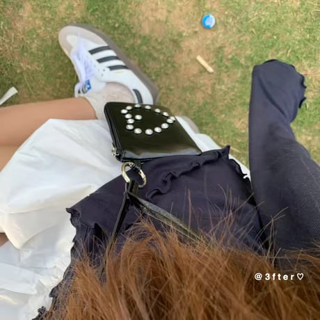 韓国アイドルにも大人気♥キラキラストーンハートフェイクレザーミニバッグ