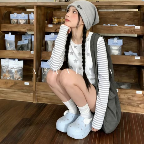 厚底ぷっくり羽付きスリッポンサンダル