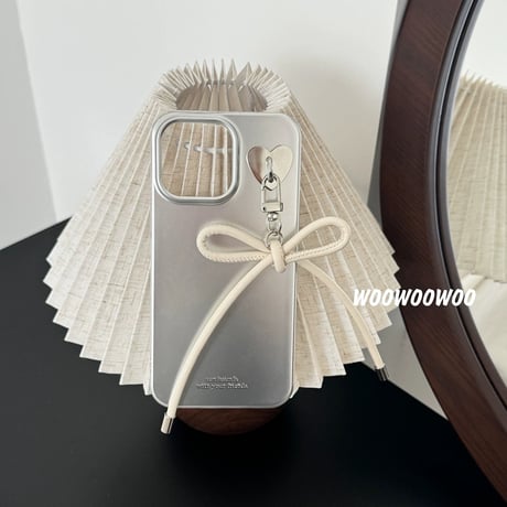 【iPhone17対応】シンプルシルバーケース&リボンチャームiPhoneケース