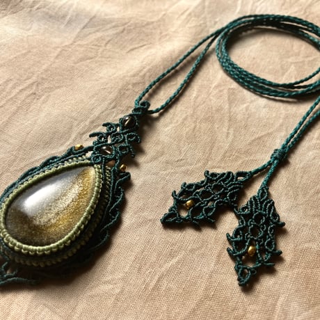 レインボーオブシディアン  お月様 レインボーオブシディアン お月様 ブラック～レインボーオブシディアン