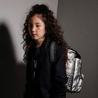 newtro／シルバー