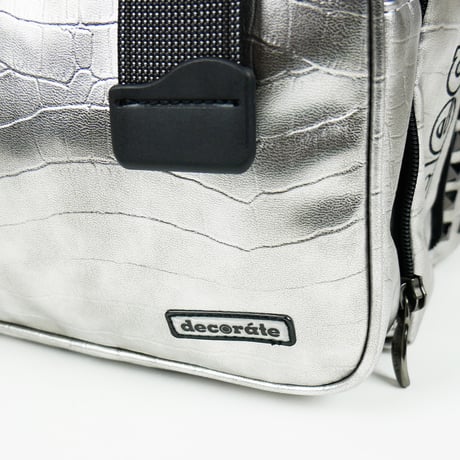 newtro／シルバー