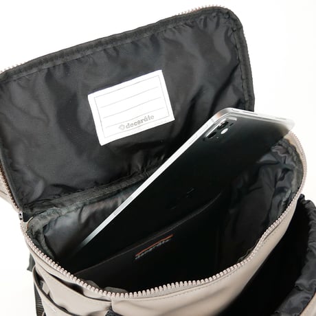 Raffine／パウダーブラウン