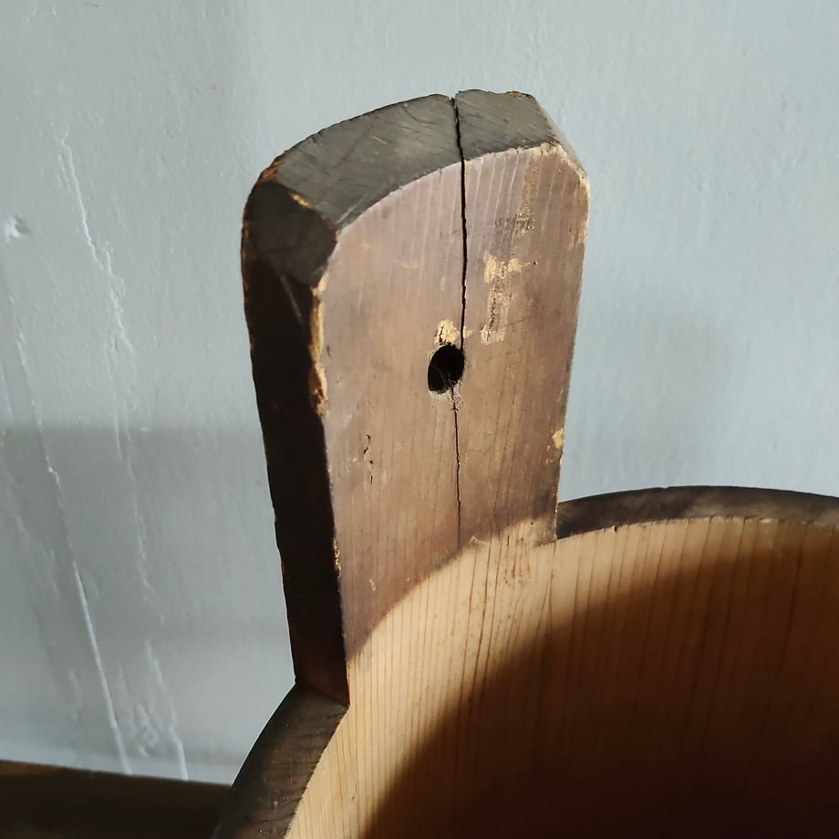 69feb5f0d501986b8e2f33ed