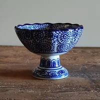 脚付き小器／中