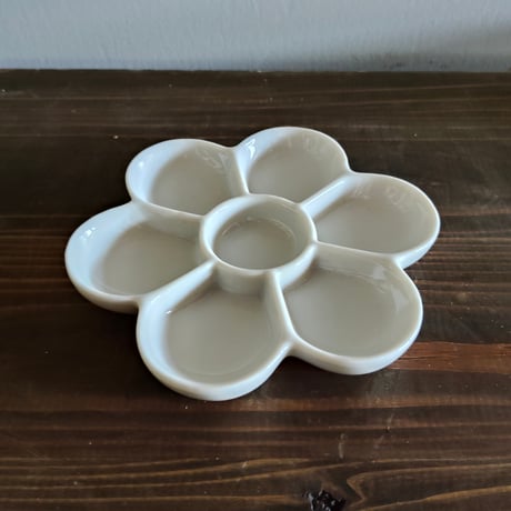 陶器の梅皿