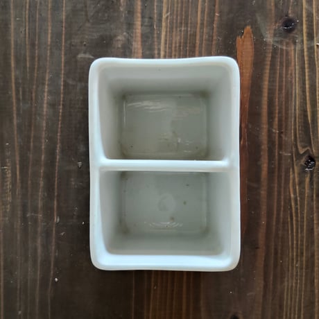 陶器の筆洗い／角形