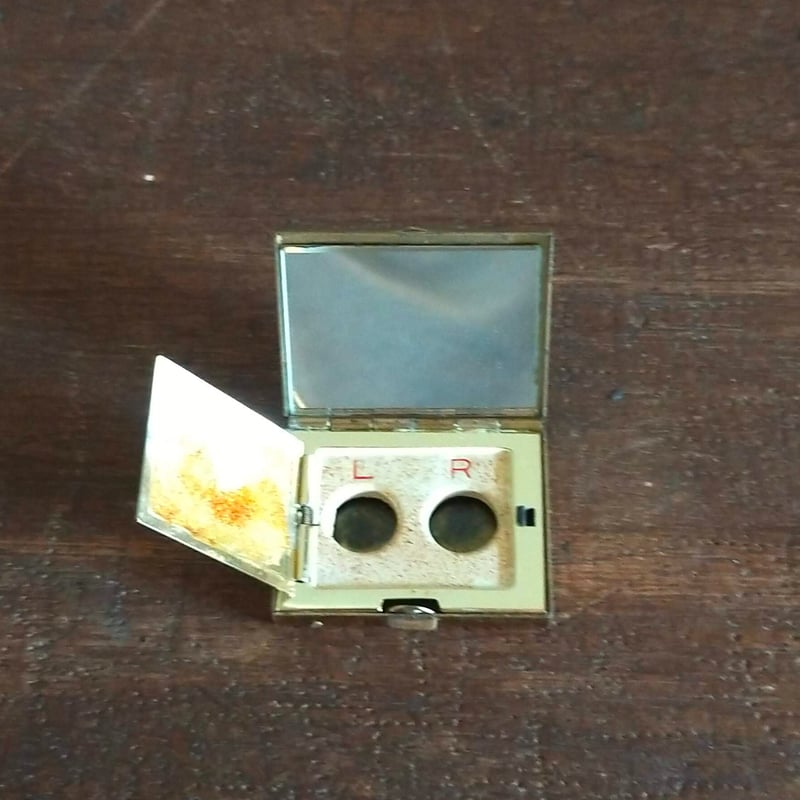 昔のコンタクト入れ | 生活骨董の店 dadatools.