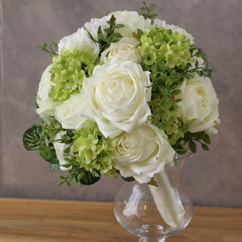 Artificial flower bouquet｜白とグリーンのアーティフィシャル
