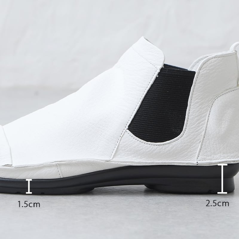 履いたそばからなじむサイドゴアブーツ ホワイト | 外反母趾でも痛く