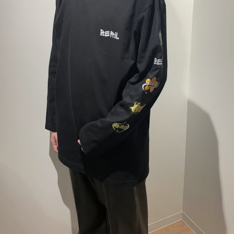 BerilロゴロングスリーブTシャツ