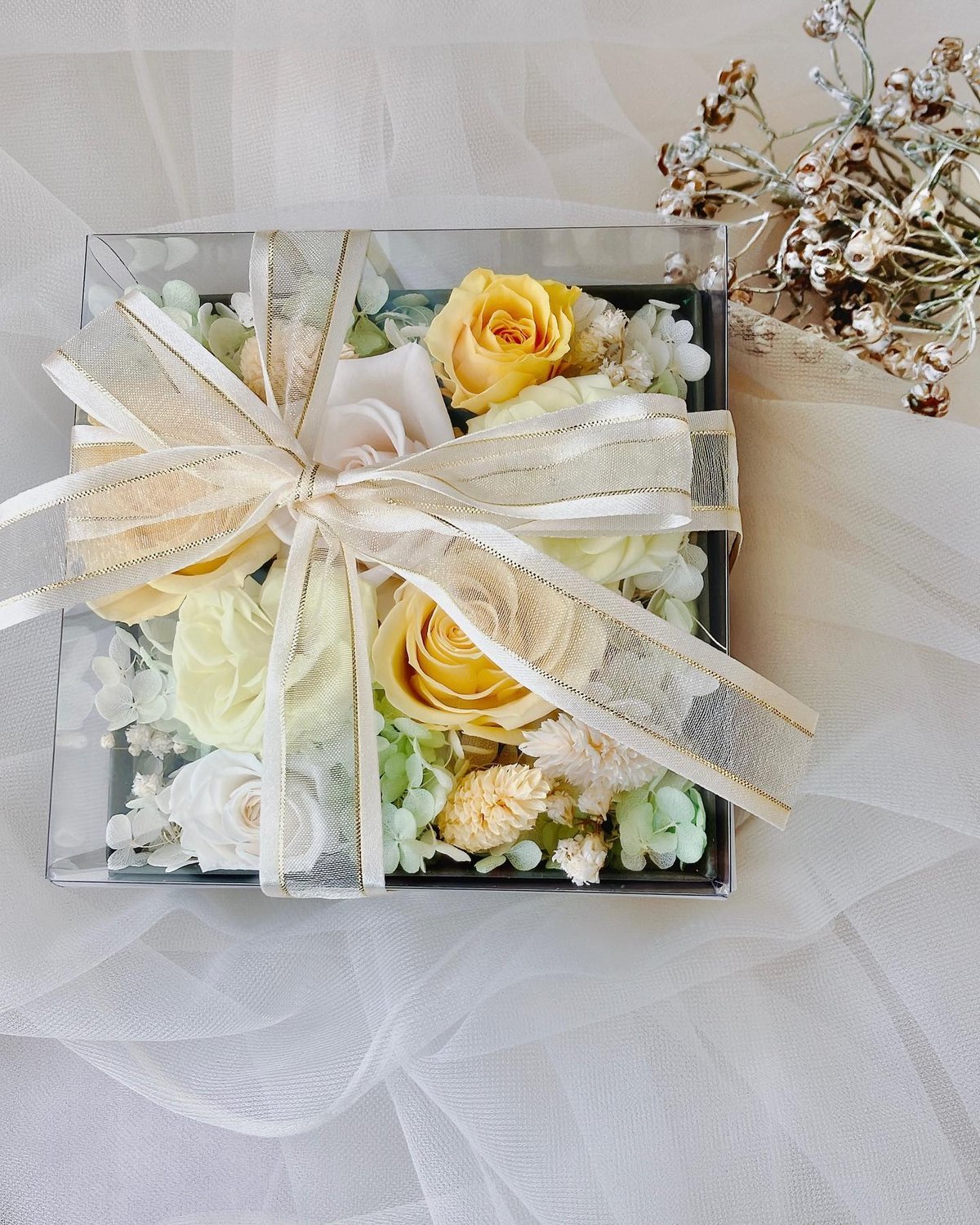 送料無料》フラワーアレンジメント＊ボックスアレンジ＊プリザーブド