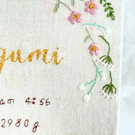 ネームボード／bird＆flower／手刺繍 命名書／オーダーメイド／バースボード