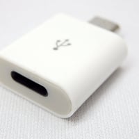 Lightning(メス) - microUSB(オス) 変換コネクタ エスエスエーサービス SLTF-MCM