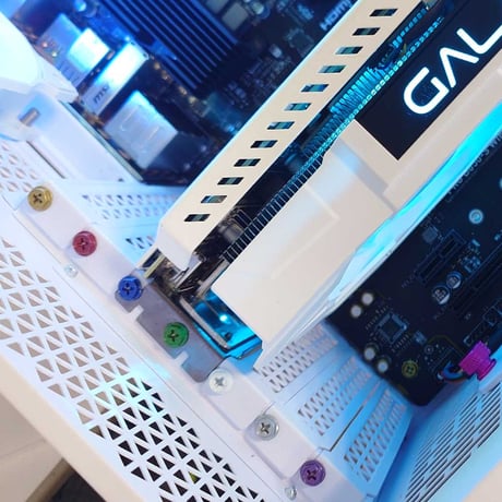 カラバリネジ 十字穴付き六角インチネジ ゴールド パソコン 電源 I/Oパネル マザーボード固定 グラフィックカード固定 エスエスエーサービス SN-022GD