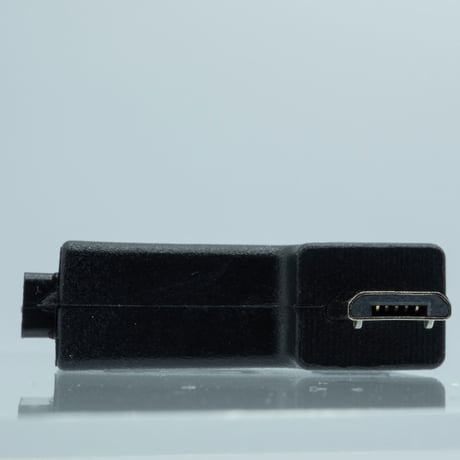 microUSB(L型下向き オス) / microUSB (メス) L型コネクタ 下向き （左） SMCF-MCML